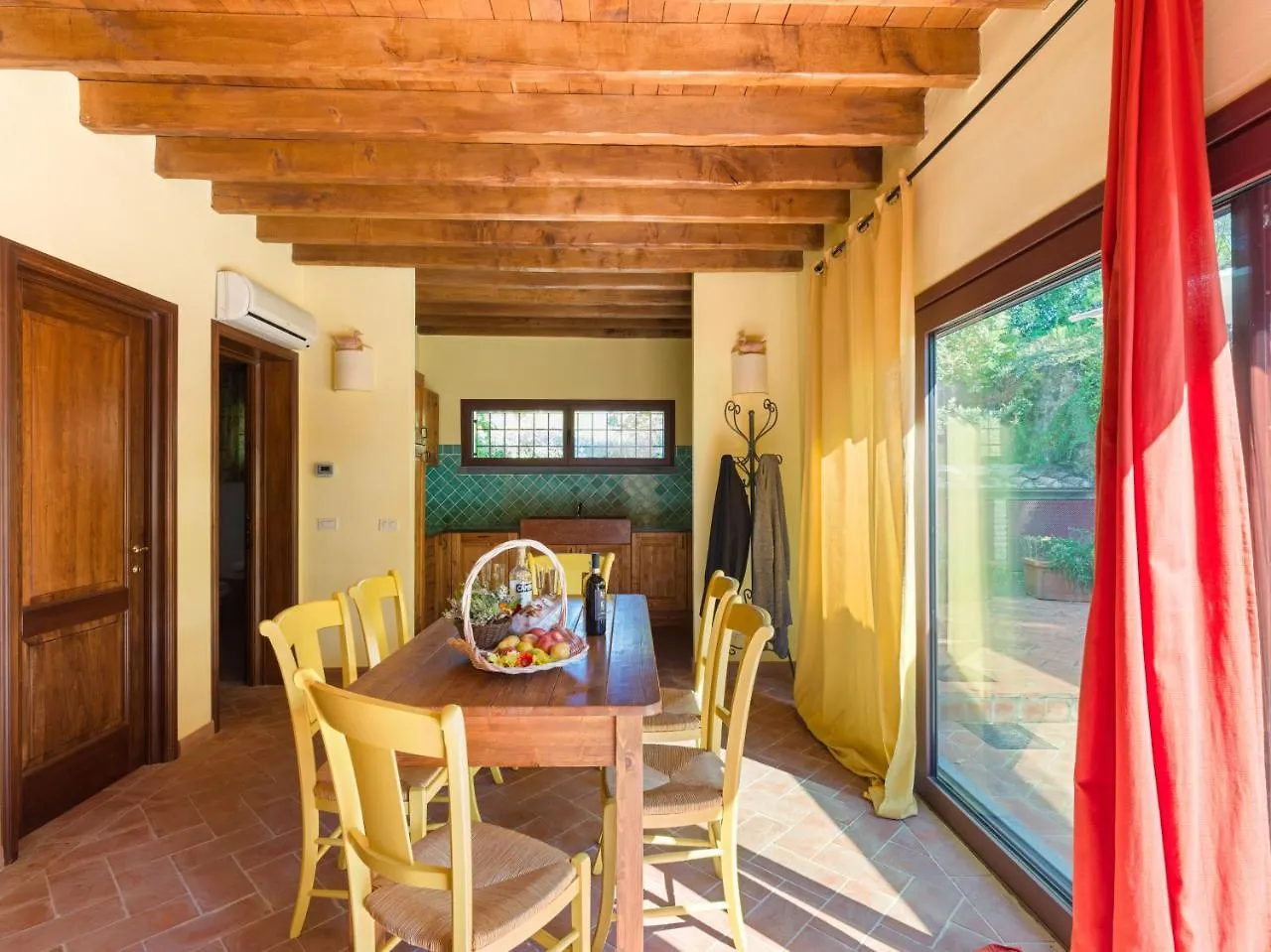 Villa I Laghi Montaione 0*,  İtalya